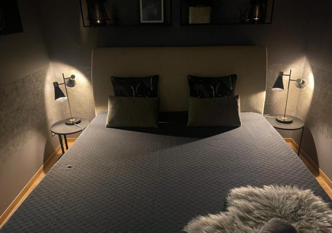 Stay At Smilla - Boutique Apartments Mit Kueche - Parken - Klima - Netflix - Waschmaschine Вісбаден Екстер'єр фото