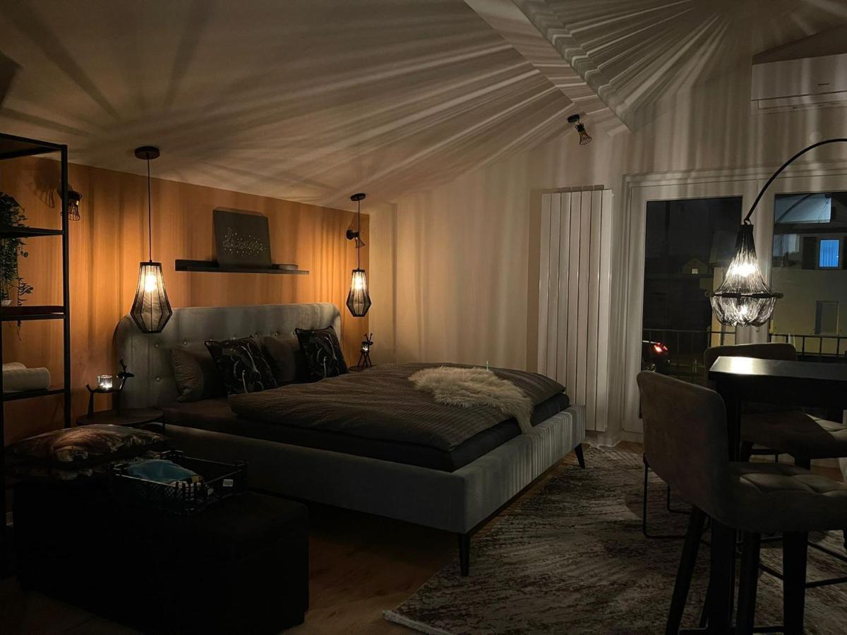 Stay At Smilla - Boutique Apartments Mit Kueche - Parken - Klima - Netflix - Waschmaschine Вісбаден Екстер'єр фото