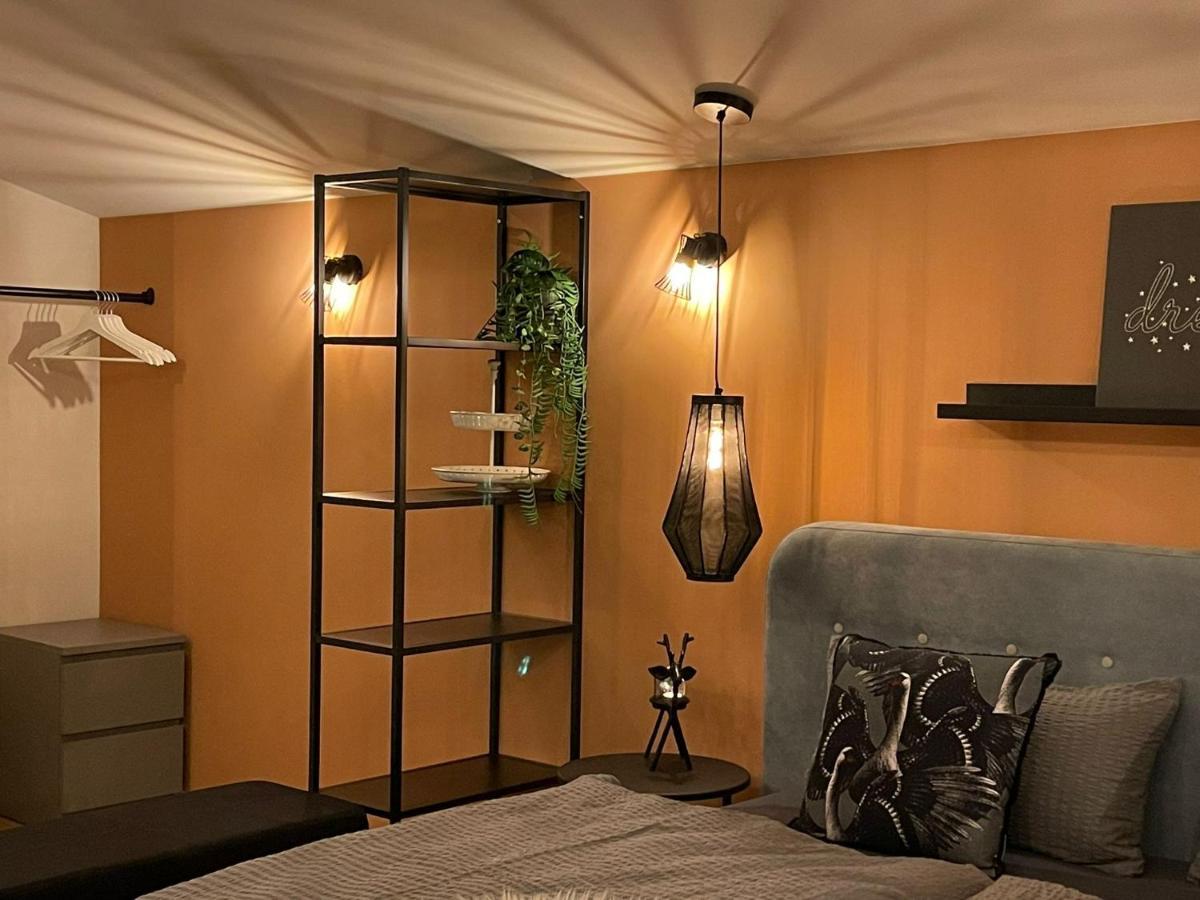 Stay At Smilla - Boutique Apartments Mit Kueche - Parken - Klima - Netflix - Waschmaschine Вісбаден Екстер'єр фото